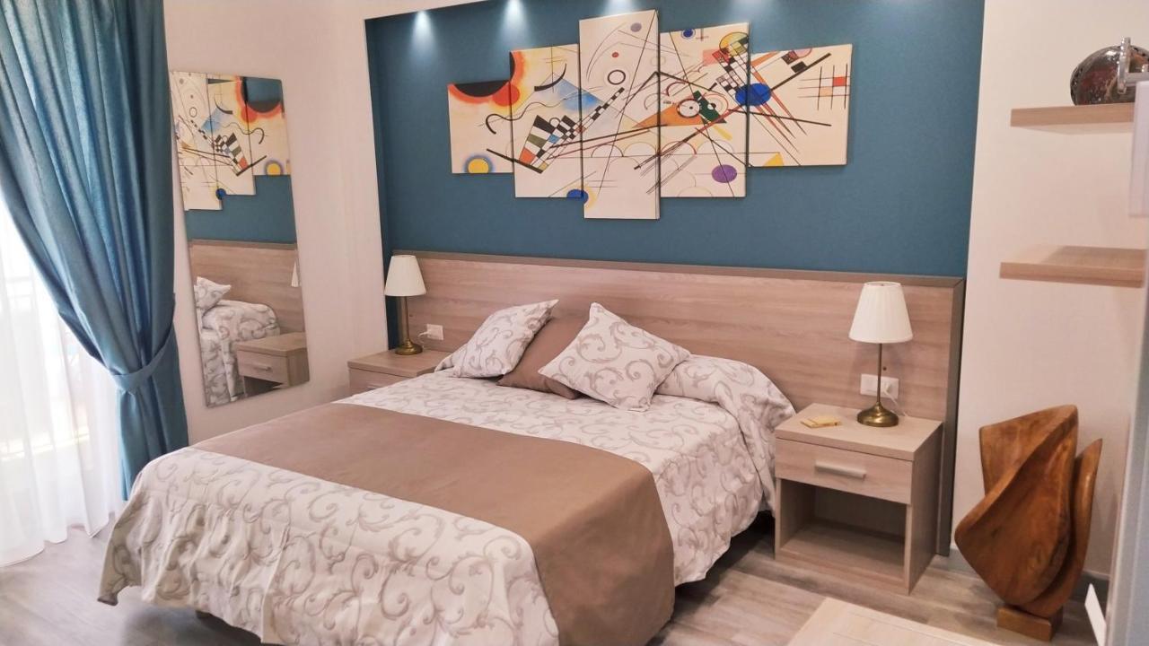 B&B La Stazione Diamante Bagian luar foto