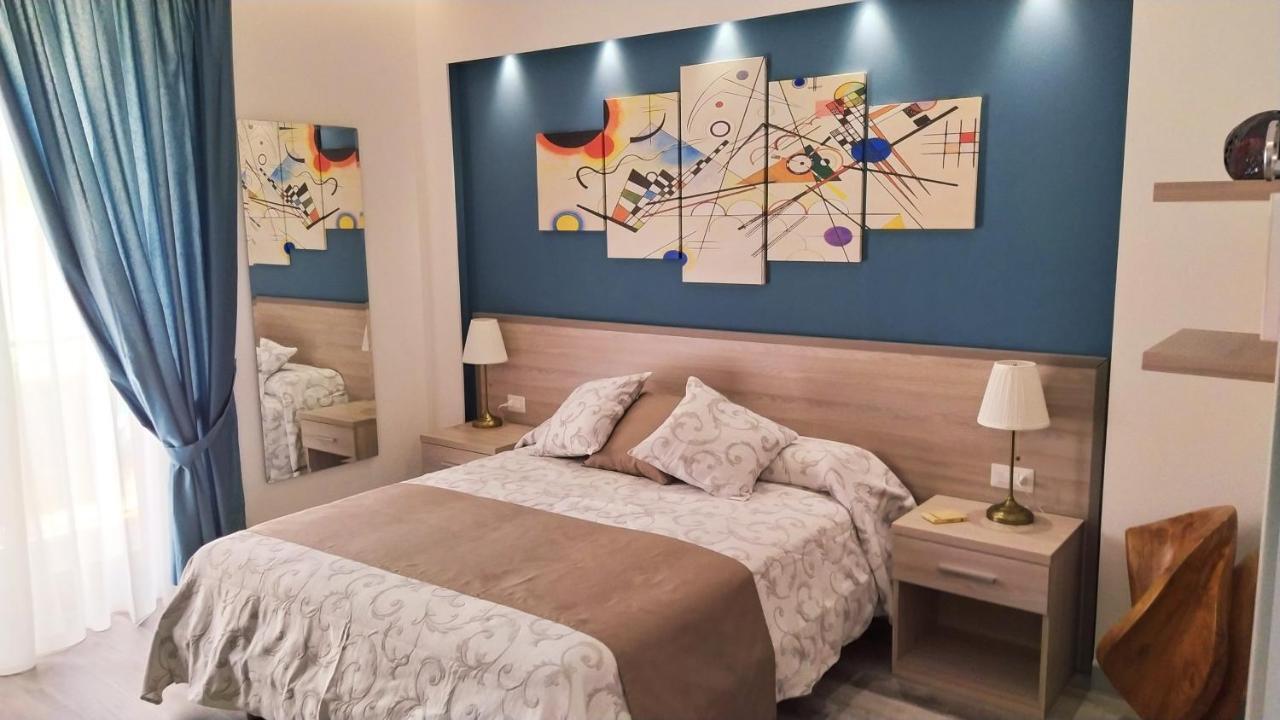 B&B La Stazione Diamante Bagian luar foto